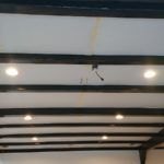 イナバガレージ内装カスタム「天井に壁紙を貼り付け」〜その１